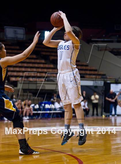 Thumbnail 2 in  Immanuel vs. Kern Valley (CIF CS D5 Final) photogallery.