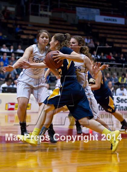 Thumbnail 3 in  Immanuel vs. Kern Valley (CIF CS D5 Final) photogallery.