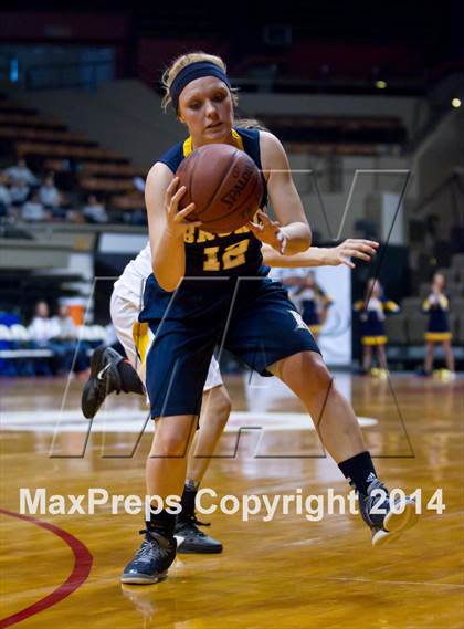 Thumbnail 3 in  Immanuel vs. Kern Valley (CIF CS D5 Final) photogallery.