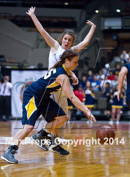 Thumbnail 3 in  Immanuel vs. Kern Valley (CIF CS D5 Final) photogallery.
