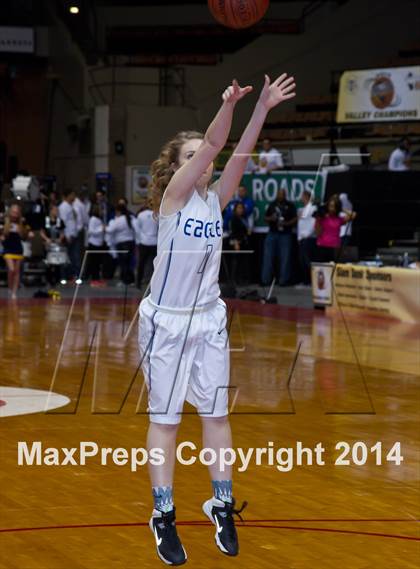 Thumbnail 1 in  Immanuel vs. Kern Valley (CIF CS D5 Final) photogallery.