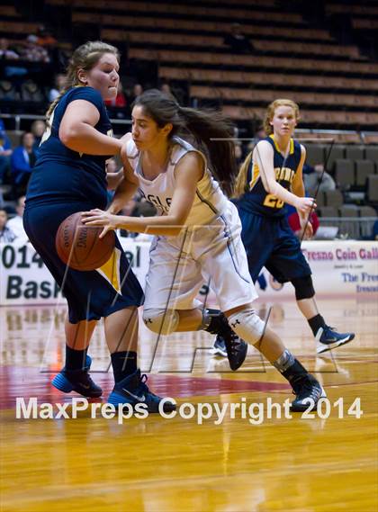 Thumbnail 3 in  Immanuel vs. Kern Valley (CIF CS D5 Final) photogallery.