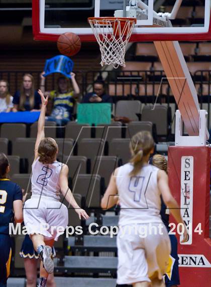 Thumbnail 2 in  Immanuel vs. Kern Valley (CIF CS D5 Final) photogallery.