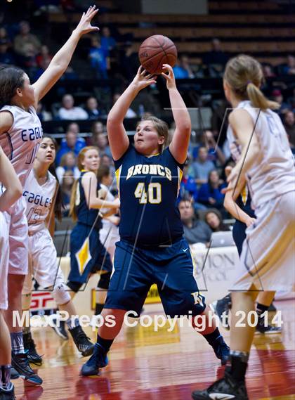 Thumbnail 3 in  Immanuel vs. Kern Valley (CIF CS D5 Final) photogallery.