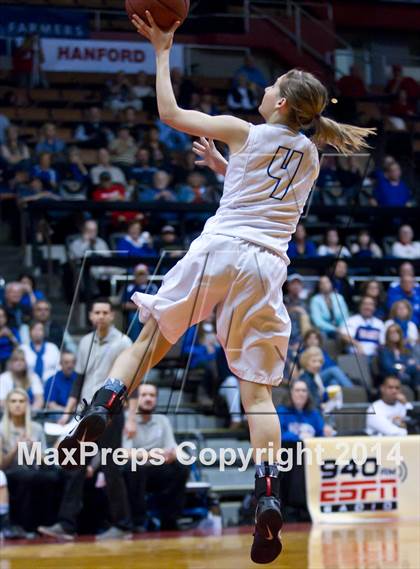 Thumbnail 2 in  Immanuel vs. Kern Valley (CIF CS D5 Final) photogallery.