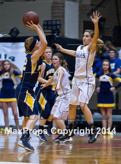 Thumbnail 1 in  Immanuel vs. Kern Valley (CIF CS D5 Final) photogallery.