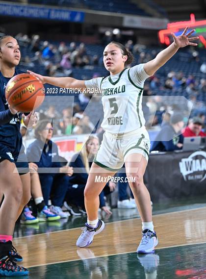 Thumbnail 2 in Emerald Ridge @ Curtis (WIAA State Semifinal) photogallery.