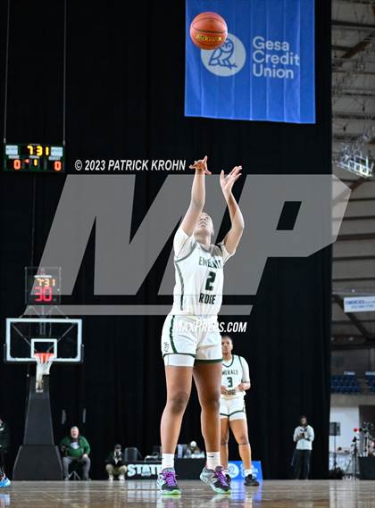 Thumbnail 2 in Emerald Ridge @ Curtis (WIAA State Semifinal) photogallery.