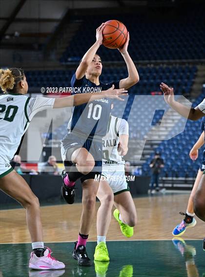 Thumbnail 3 in Emerald Ridge @ Curtis (WIAA State Semifinal) photogallery.