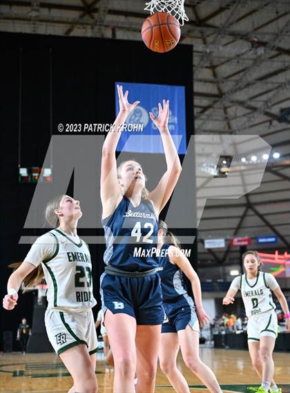 Thumbnail 2 in Emerald Ridge @ Curtis (WIAA State Semifinal) photogallery.