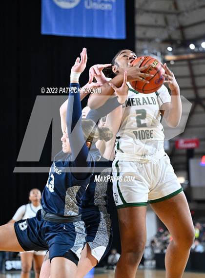 Thumbnail 3 in Emerald Ridge @ Curtis (WIAA State Semifinal) photogallery.