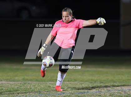 Thumbnail 1 in Chino Valley vs. St Johns (AIA 2A Semifinal) photogallery.