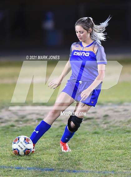 Thumbnail 3 in Chino Valley vs. St Johns (AIA 2A Semifinal) photogallery.
