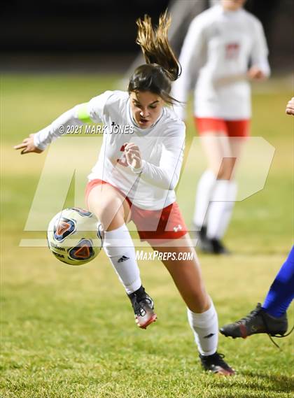 Thumbnail 3 in Chino Valley vs. St Johns (AIA 2A Semifinal) photogallery.