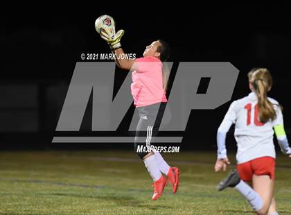 Thumbnail 1 in Chino Valley vs. St Johns (AIA 2A Semifinal) photogallery.