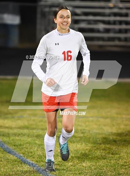 Thumbnail 1 in Chino Valley vs. St Johns (AIA 2A Semifinal) photogallery.