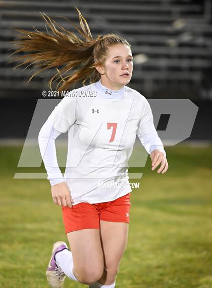 Thumbnail 1 in Chino Valley vs. St Johns (AIA 2A Semifinal) photogallery.