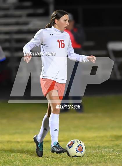 Thumbnail 3 in Chino Valley vs. St Johns (AIA 2A Semifinal) photogallery.