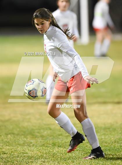 Thumbnail 1 in Chino Valley vs. St Johns (AIA 2A Semifinal) photogallery.