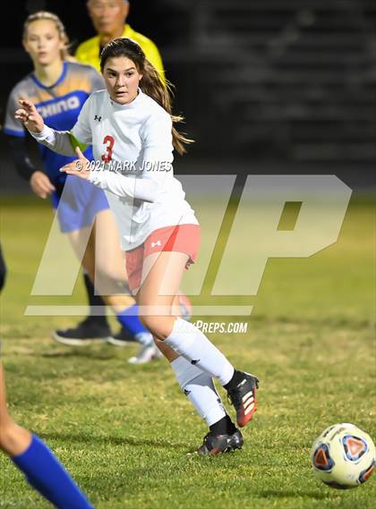 Thumbnail 1 in Chino Valley vs. St Johns (AIA 2A Semifinal) photogallery.