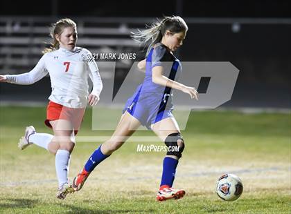 Thumbnail 1 in Chino Valley vs. St Johns (AIA 2A Semifinal) photogallery.