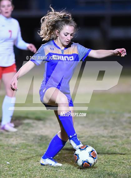 Thumbnail 2 in Chino Valley vs. St Johns (AIA 2A Semifinal) photogallery.