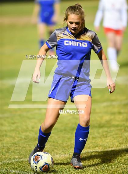 Thumbnail 1 in Chino Valley vs. St Johns (AIA 2A Semifinal) photogallery.