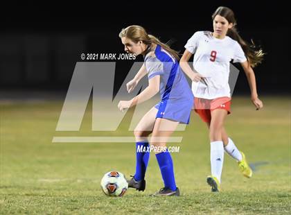 Thumbnail 1 in Chino Valley vs. St Johns (AIA 2A Semifinal) photogallery.