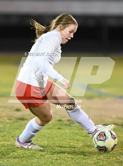 Thumbnail 2 in Chino Valley vs. St Johns (AIA 2A Semifinal) photogallery.