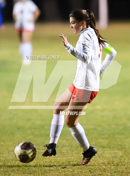 Thumbnail 1 in Chino Valley vs. St Johns (AIA 2A Semifinal) photogallery.