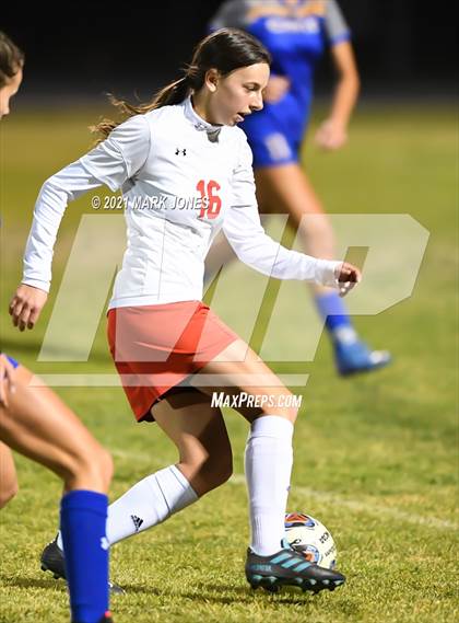 Thumbnail 2 in Chino Valley vs. St Johns (AIA 2A Semifinal) photogallery.
