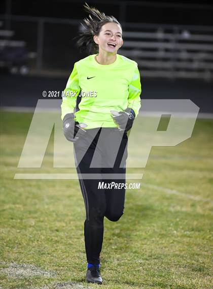 Thumbnail 1 in Chino Valley vs. St Johns (AIA 2A Semifinal) photogallery.
