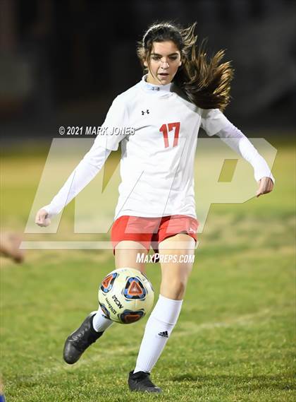 Thumbnail 2 in Chino Valley vs. St Johns (AIA 2A Semifinal) photogallery.