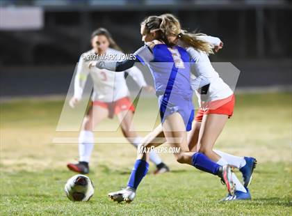 Thumbnail 3 in Chino Valley vs. St Johns (AIA 2A Semifinal) photogallery.