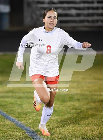 Thumbnail 2 in Chino Valley vs. St Johns (AIA 2A Semifinal) photogallery.