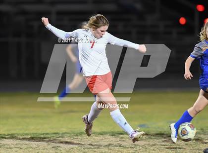 Thumbnail 3 in Chino Valley vs. St Johns (AIA 2A Semifinal) photogallery.