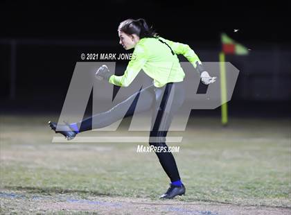 Thumbnail 3 in Chino Valley vs. St Johns (AIA 2A Semifinal) photogallery.