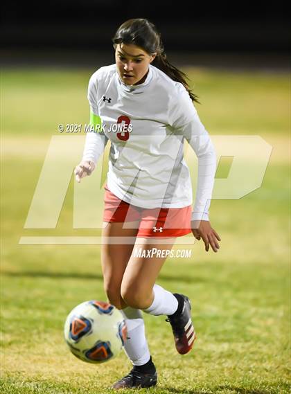 Thumbnail 2 in Chino Valley vs. St Johns (AIA 2A Semifinal) photogallery.