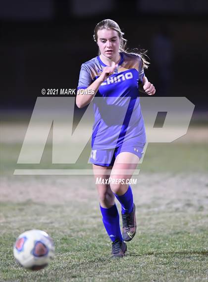 Thumbnail 1 in Chino Valley vs. St Johns (AIA 2A Semifinal) photogallery.