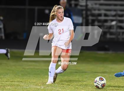 Thumbnail 2 in Chino Valley vs. St Johns (AIA 2A Semifinal) photogallery.