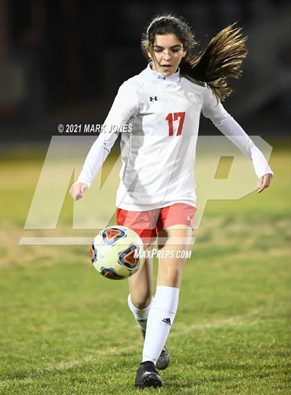 Thumbnail 1 in Chino Valley vs. St Johns (AIA 2A Semifinal) photogallery.