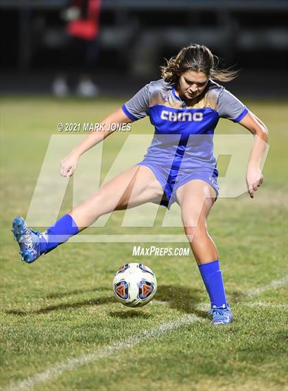 Thumbnail 2 in Chino Valley vs. St Johns (AIA 2A Semifinal) photogallery.