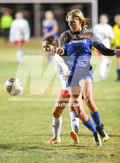 Thumbnail 3 in Chino Valley vs. St Johns (AIA 2A Semifinal) photogallery.