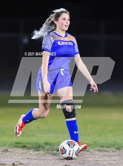 Thumbnail 1 in Chino Valley vs. St Johns (AIA 2A Semifinal) photogallery.