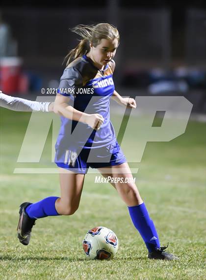 Thumbnail 3 in Chino Valley vs. St Johns (AIA 2A Semifinal) photogallery.