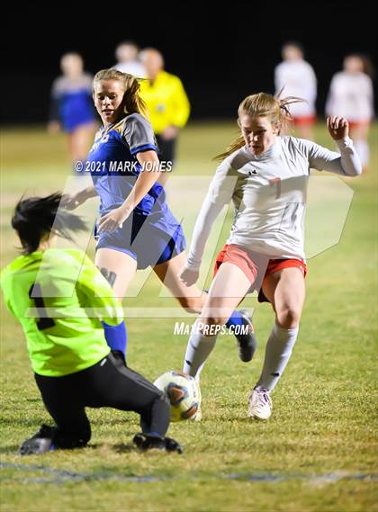 Thumbnail 2 in Chino Valley vs. St Johns (AIA 2A Semifinal) photogallery.
