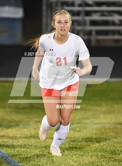 Thumbnail 1 in Chino Valley vs. St Johns (AIA 2A Semifinal) photogallery.