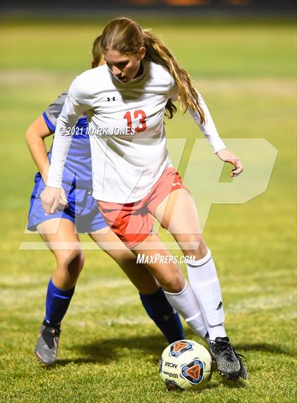 Thumbnail 1 in Chino Valley vs. St Johns (AIA 2A Semifinal) photogallery.