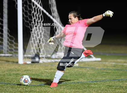 Thumbnail 1 in Chino Valley vs. St Johns (AIA 2A Semifinal) photogallery.