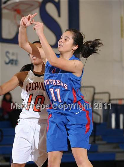 Thumbnail 2 in Christian Brothers vs. Vacaville (Dorothy Speck Memorial) photogallery.